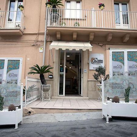 Residenza Donna Giovanna تروبيا المظهر الخارجي الصورة