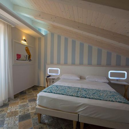Residenza Donna Giovanna تروبيا الغرفة الصورة