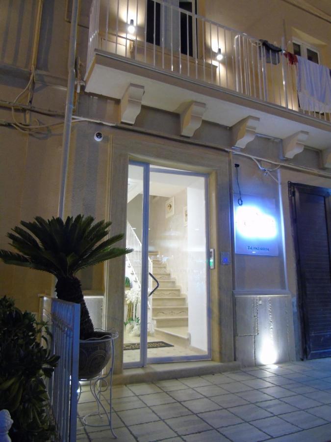 Residenza Donna Giovanna تروبيا المظهر الخارجي الصورة