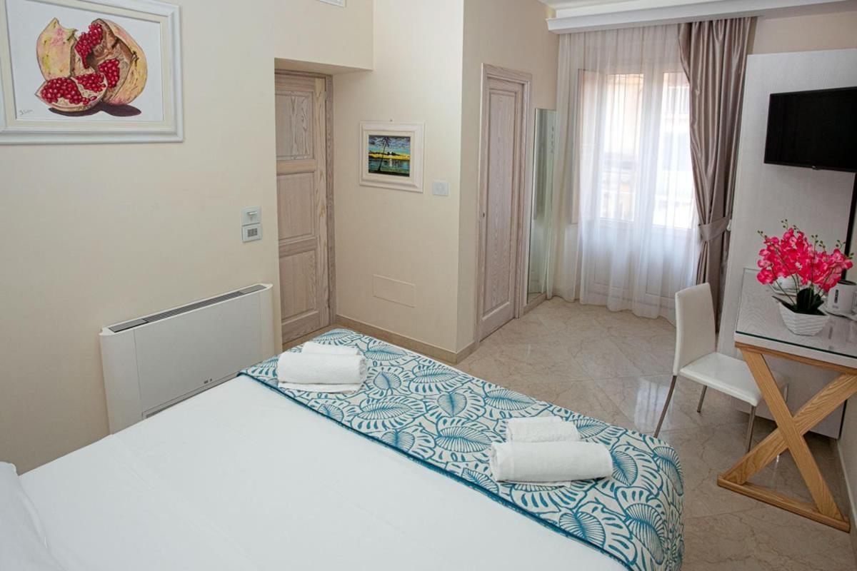 Residenza Donna Giovanna تروبيا المظهر الخارجي الصورة