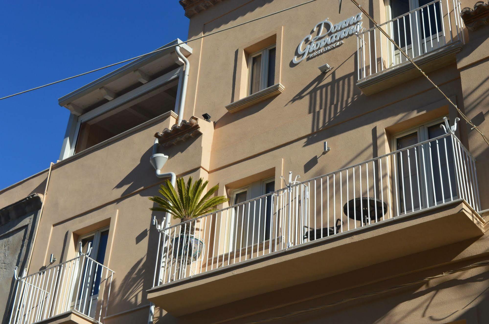 Residenza Donna Giovanna تروبيا المظهر الخارجي الصورة